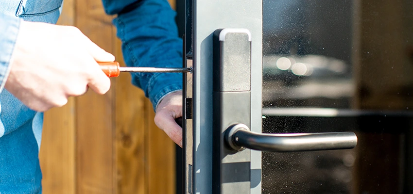 Aluminium Door Lock Replacement in Rosemead, California